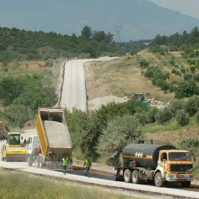 Kınık Kaymakamlığı Köylere Hizmet Götürme İşi proje görseli 1